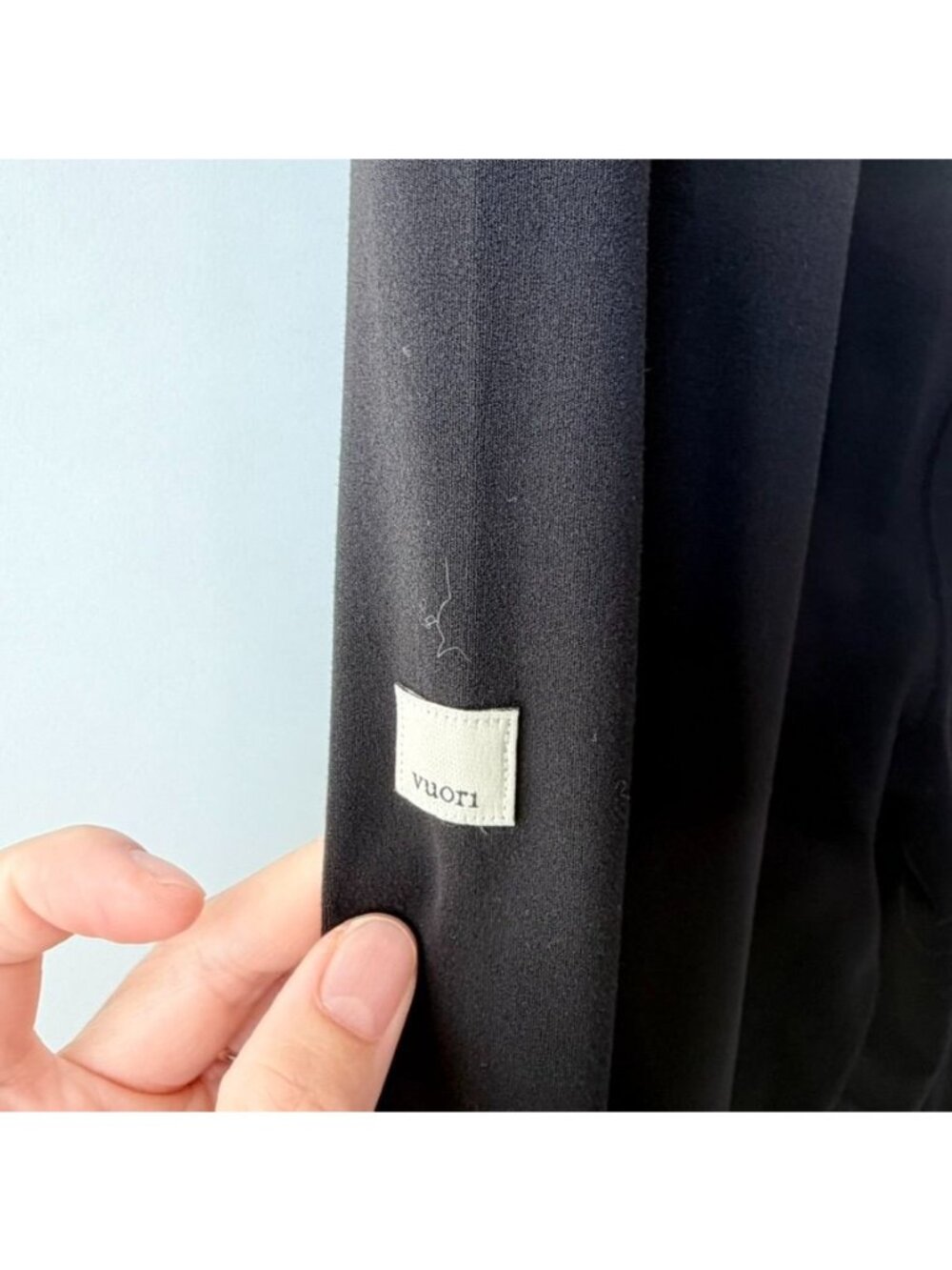Vuori AllTheForm Flare Black Performance Pants Women's Size XL A168 - Picture 4 of 10